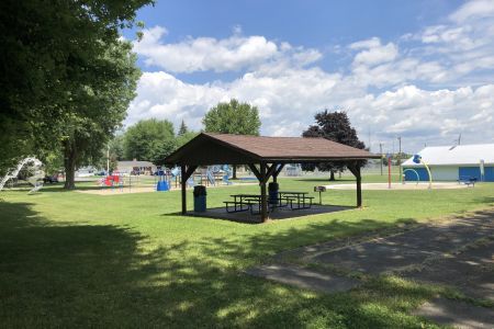 bourbon-community-park-04.jpg