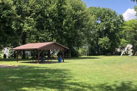 bourbon-community-park-03.jpg